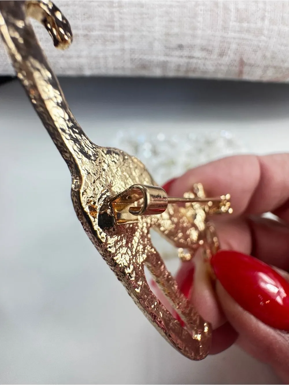 Vintage White Cat Brooch with Rhinestone Bow
